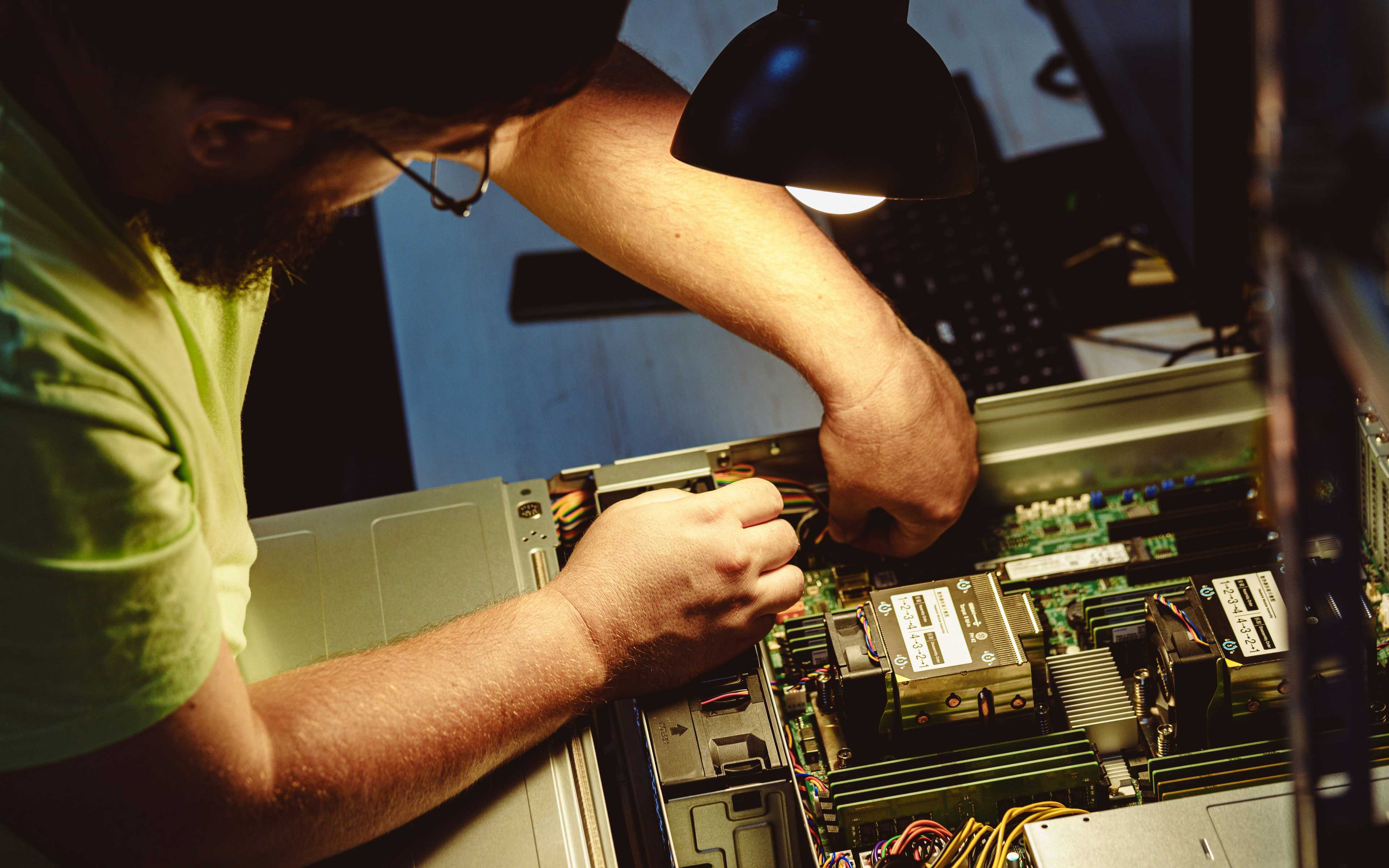 Image de couverture de l'article GMAO pour entreprises de maintenance d'équipements de sécurité : optimisez votre gestion technique et commerciale