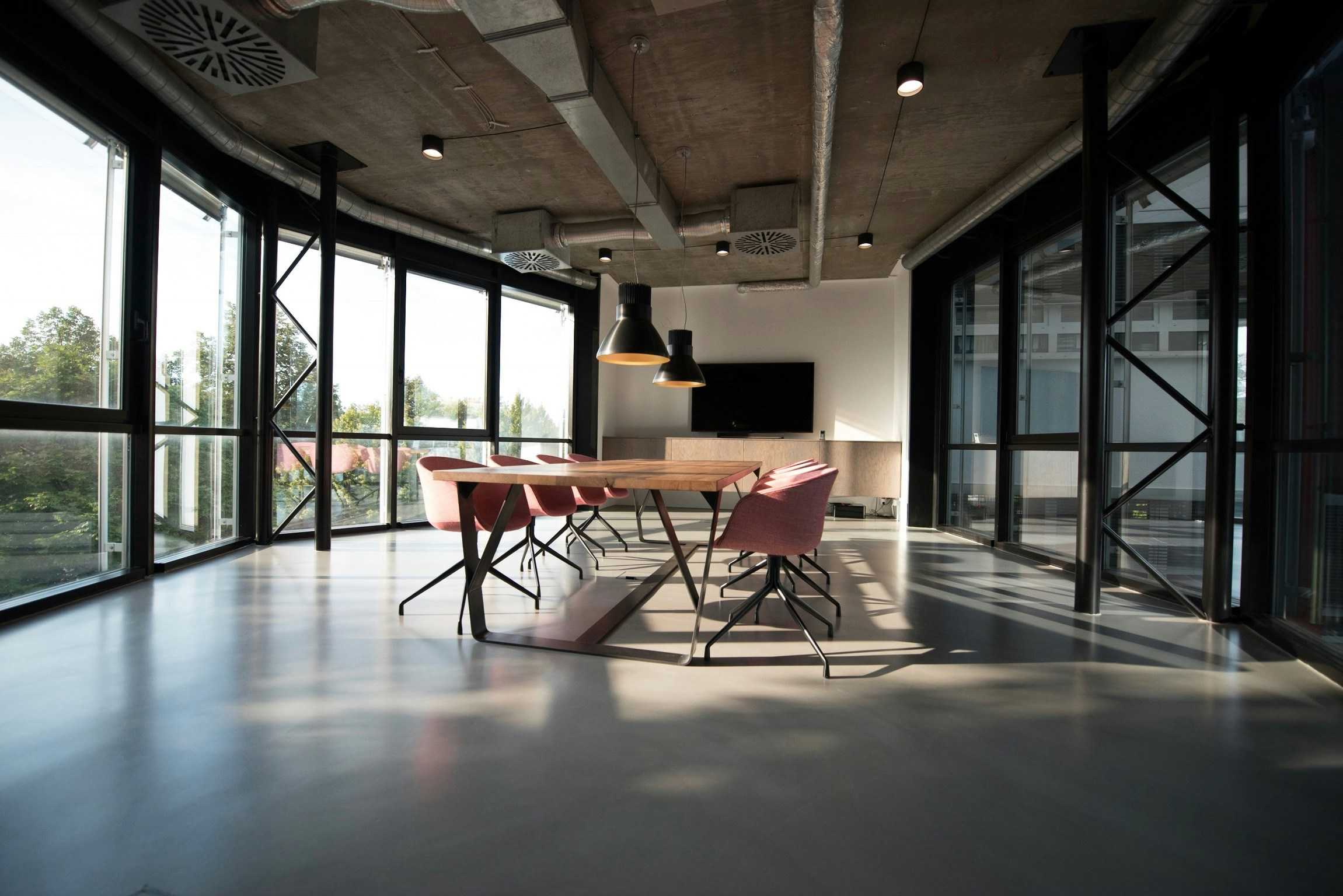 Image de couverture de l'article Révolutionner la logistique avec les systèmes de gestion d'entrepôt intelligents (WMS) : l'IA au service de l'optimisation