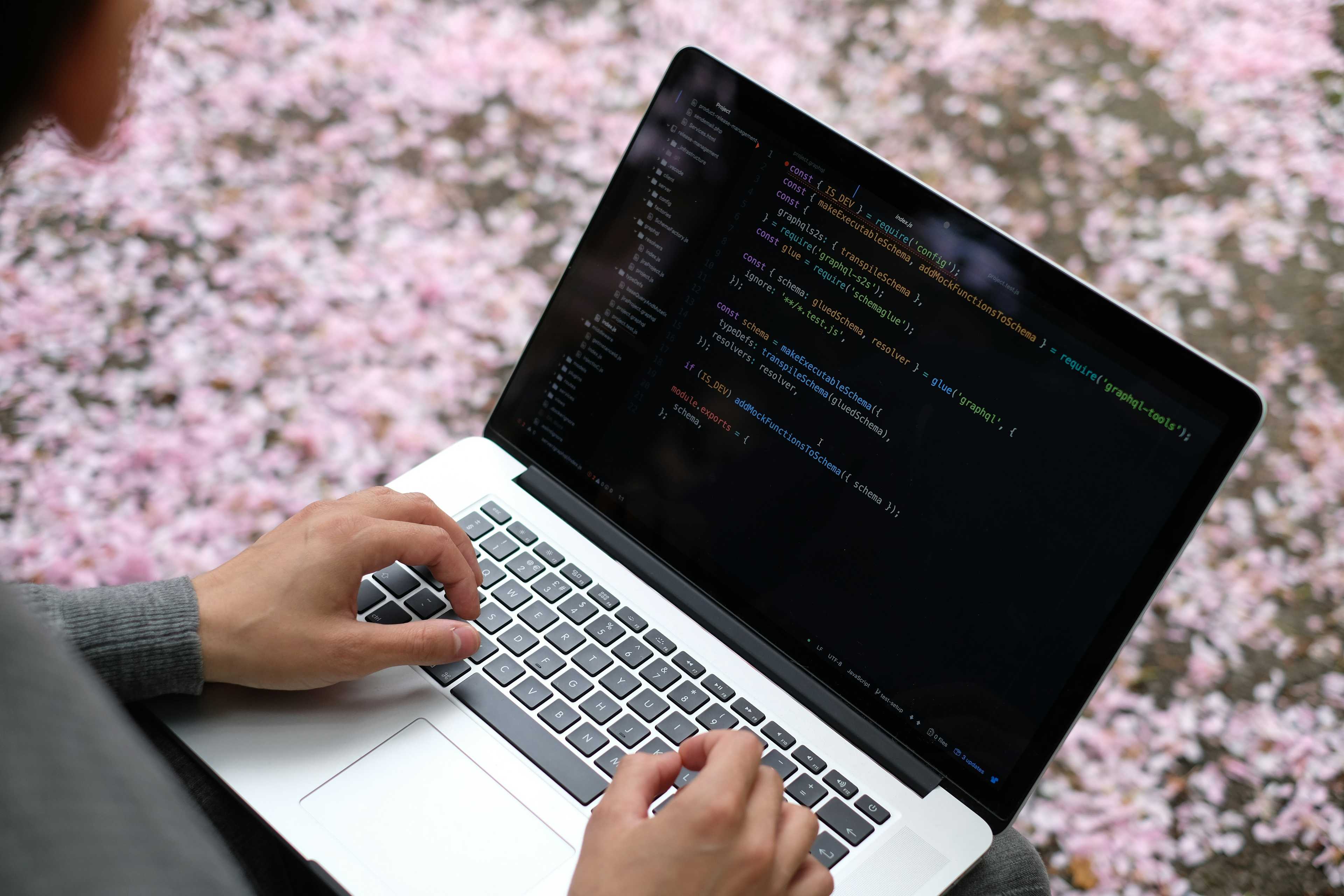 Image de couverture de l'article Créer un annuaire professionnel en ligne : guide complet pour une plateforme performante et rentable