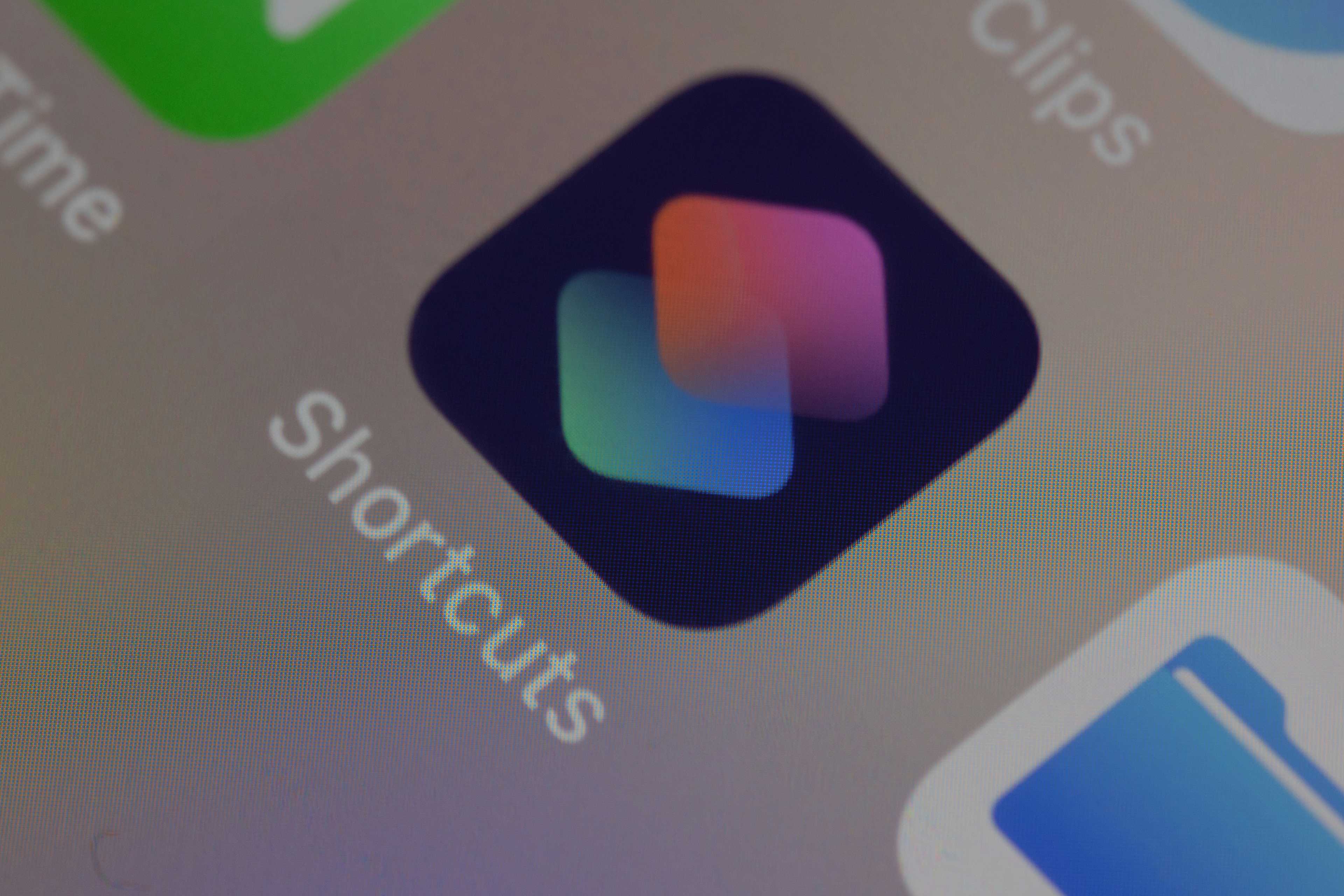 Image de couverture de l'article Optimiser la logistique avec une application mobile de scan et suivi de colis en temps réel