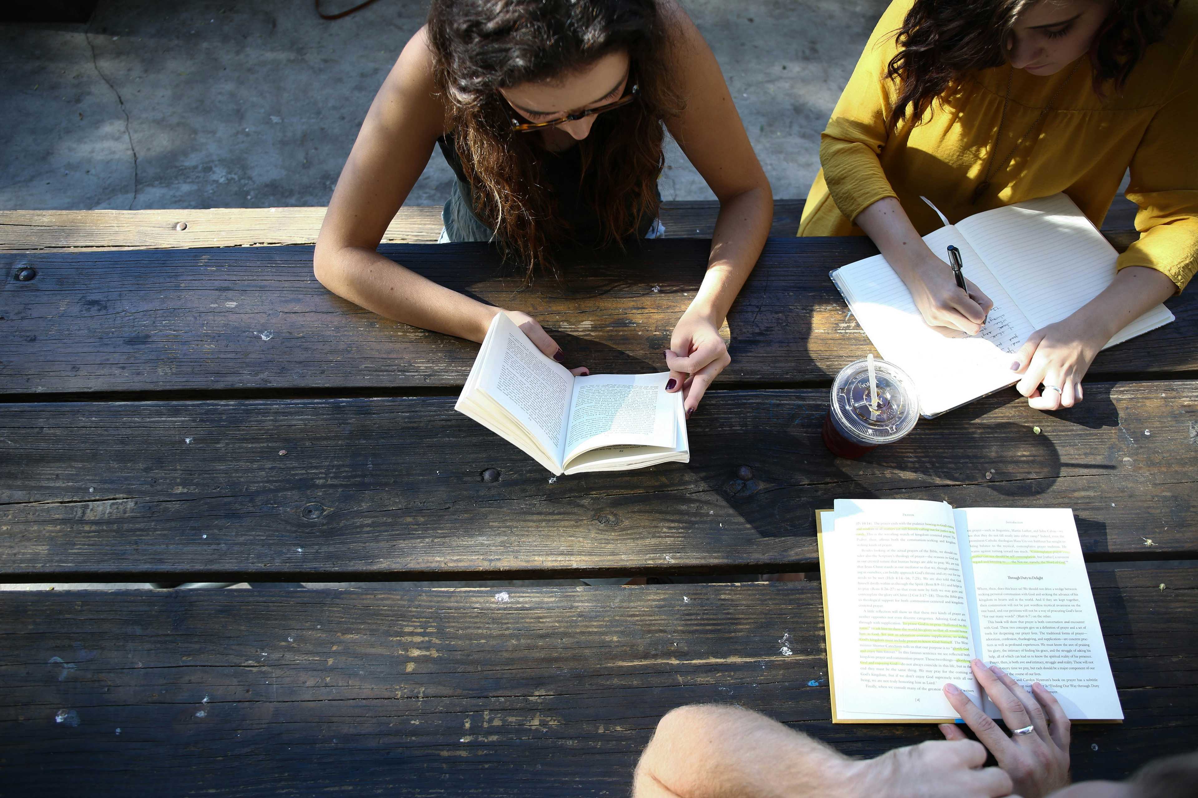 Image de couverture de l'article Optimiser la gestion des photos scolaires : solutions sur mesure pour les professionnels de l'image