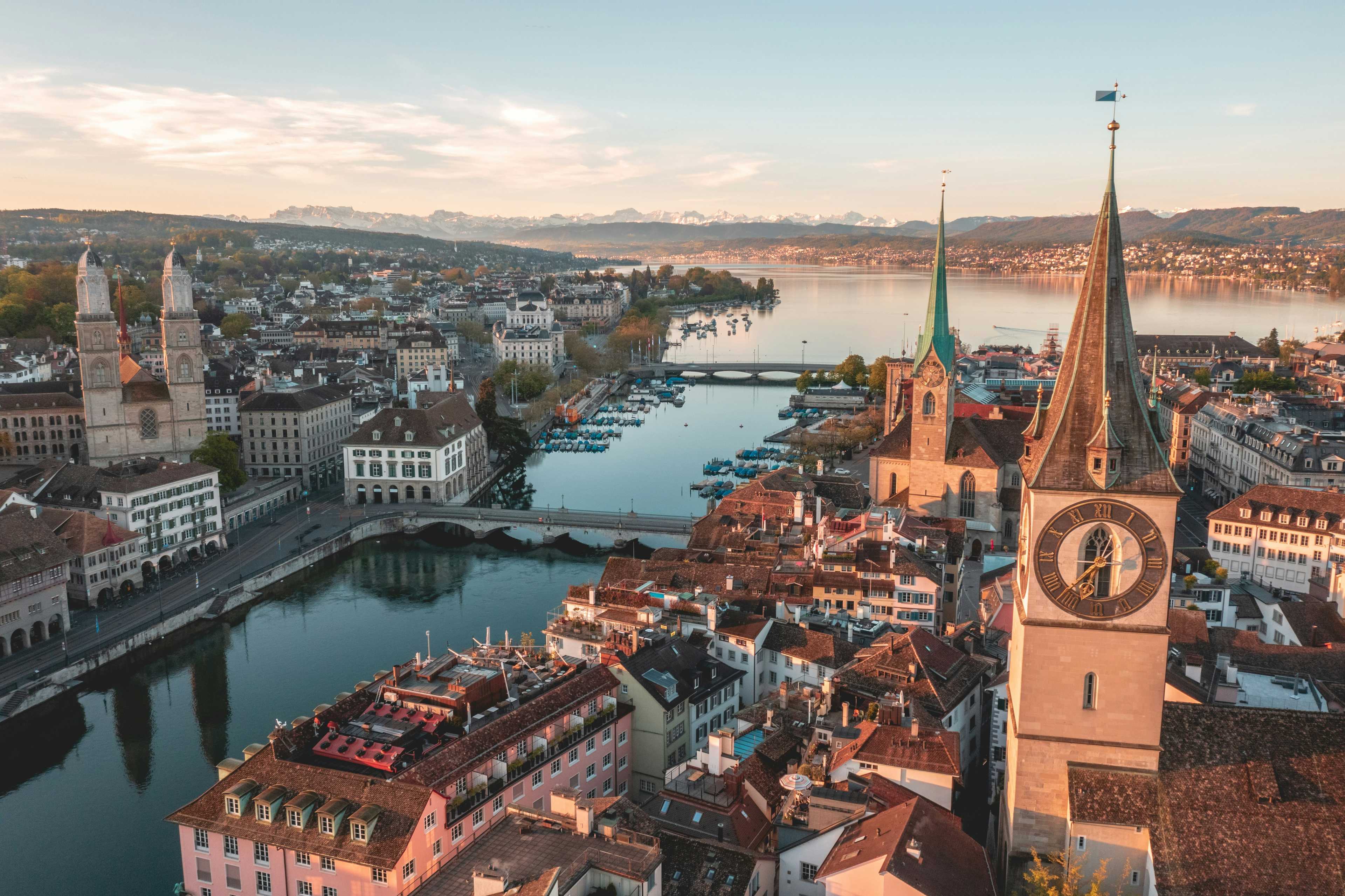 Image de couverture de l'article Optimiser vos campagnes SEA sur le marché suisse des comparateurs d'assurance : stratégies et analyses concurrentielles