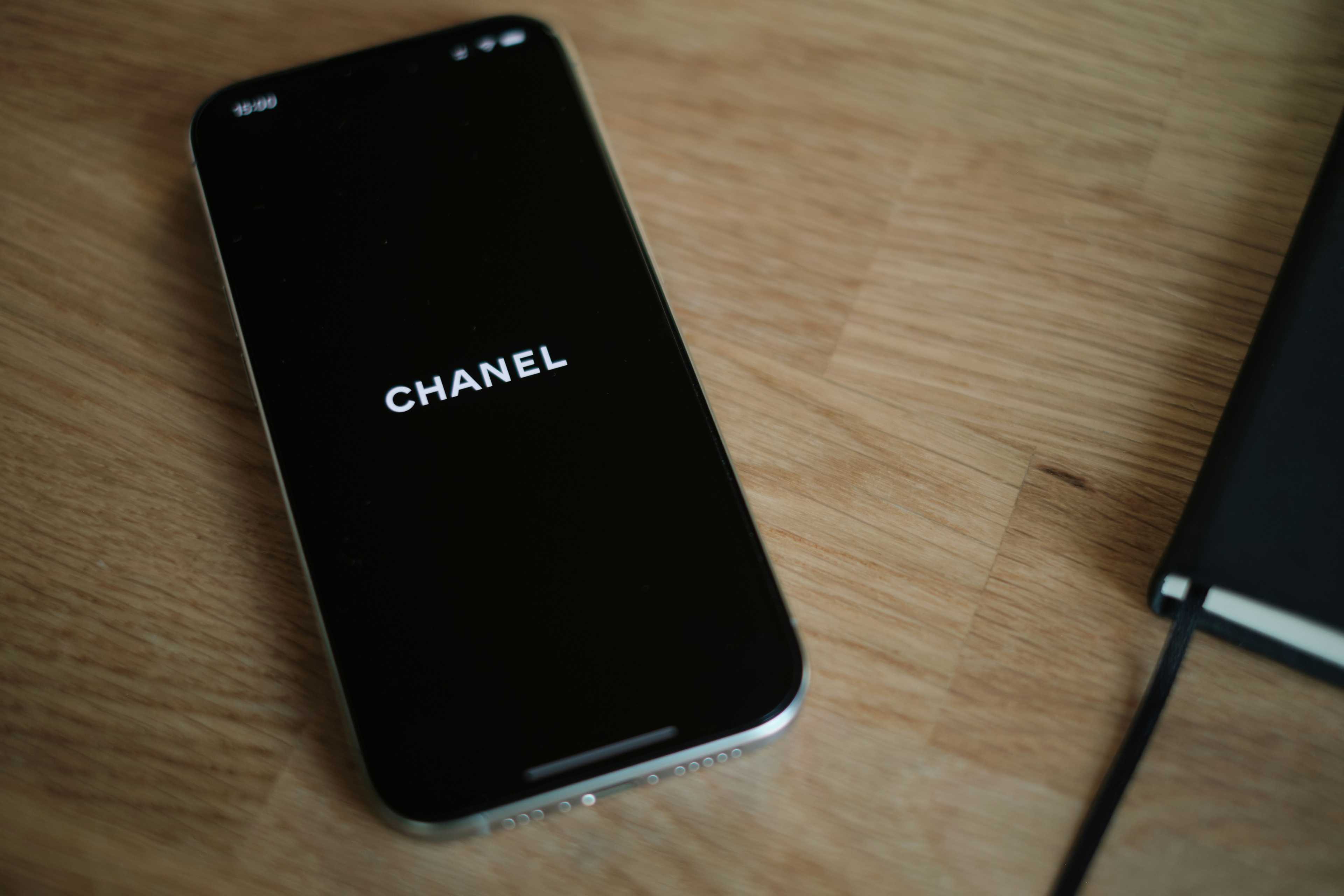 Image de couverture de l'article Développement d'applications mobiles professionnelles : les clés d'un réseau social d'entreprise performant