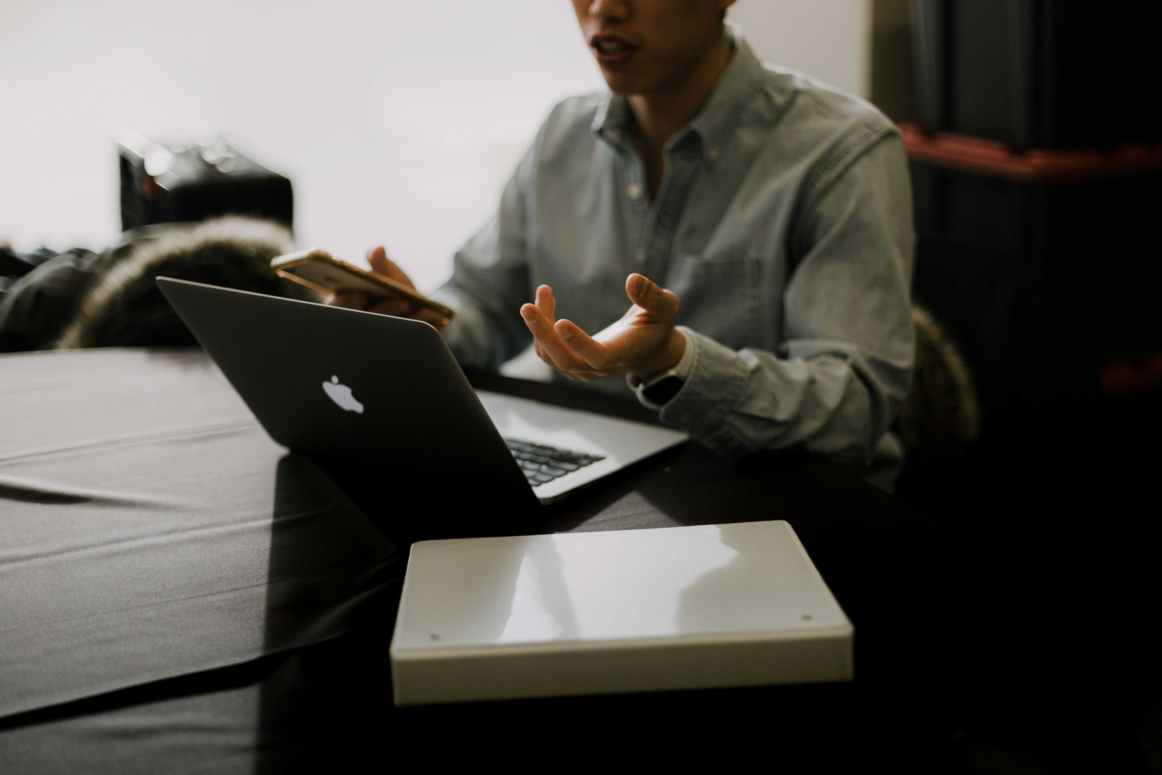 Image de couverture de l'article Comment booster la visibilité en ligne de votre cabinet thérapeutique : stratégies SEO efficaces