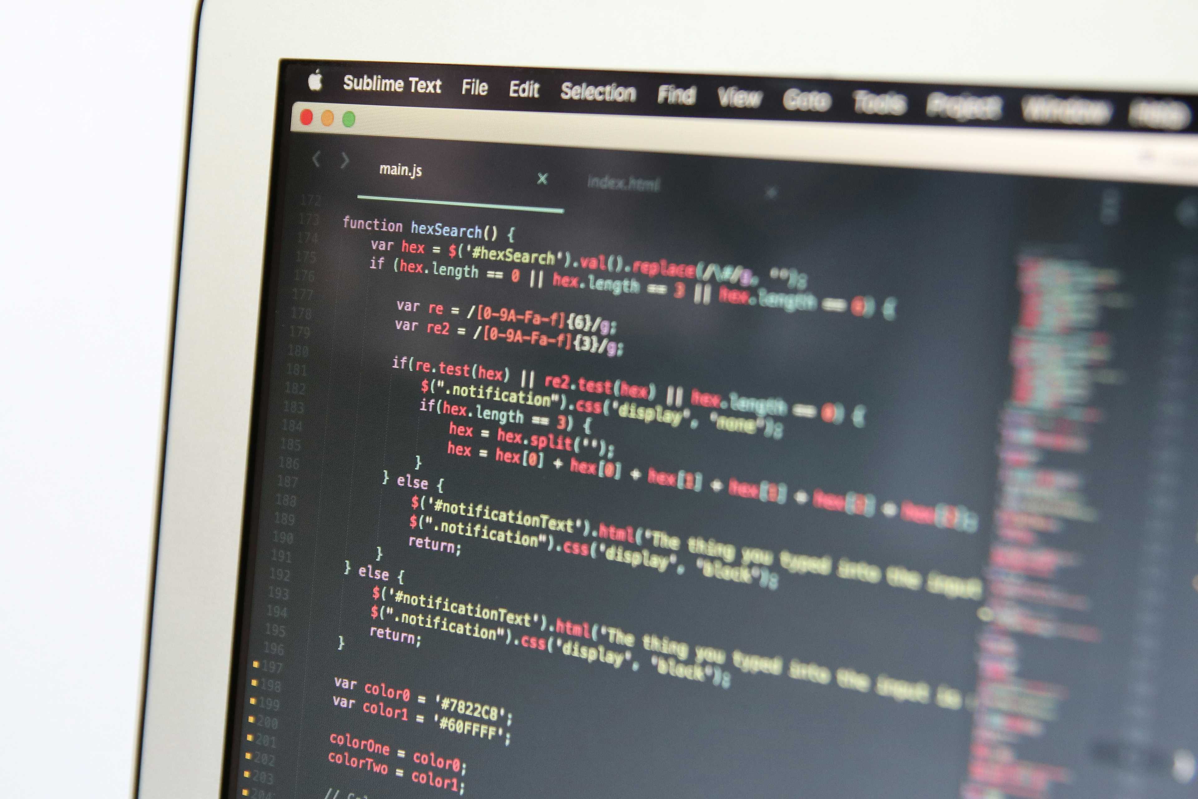 Image de couverture de l'article Extraction et structuration de données d'emails : les défis techniques du parsing .eml et .msg en Python