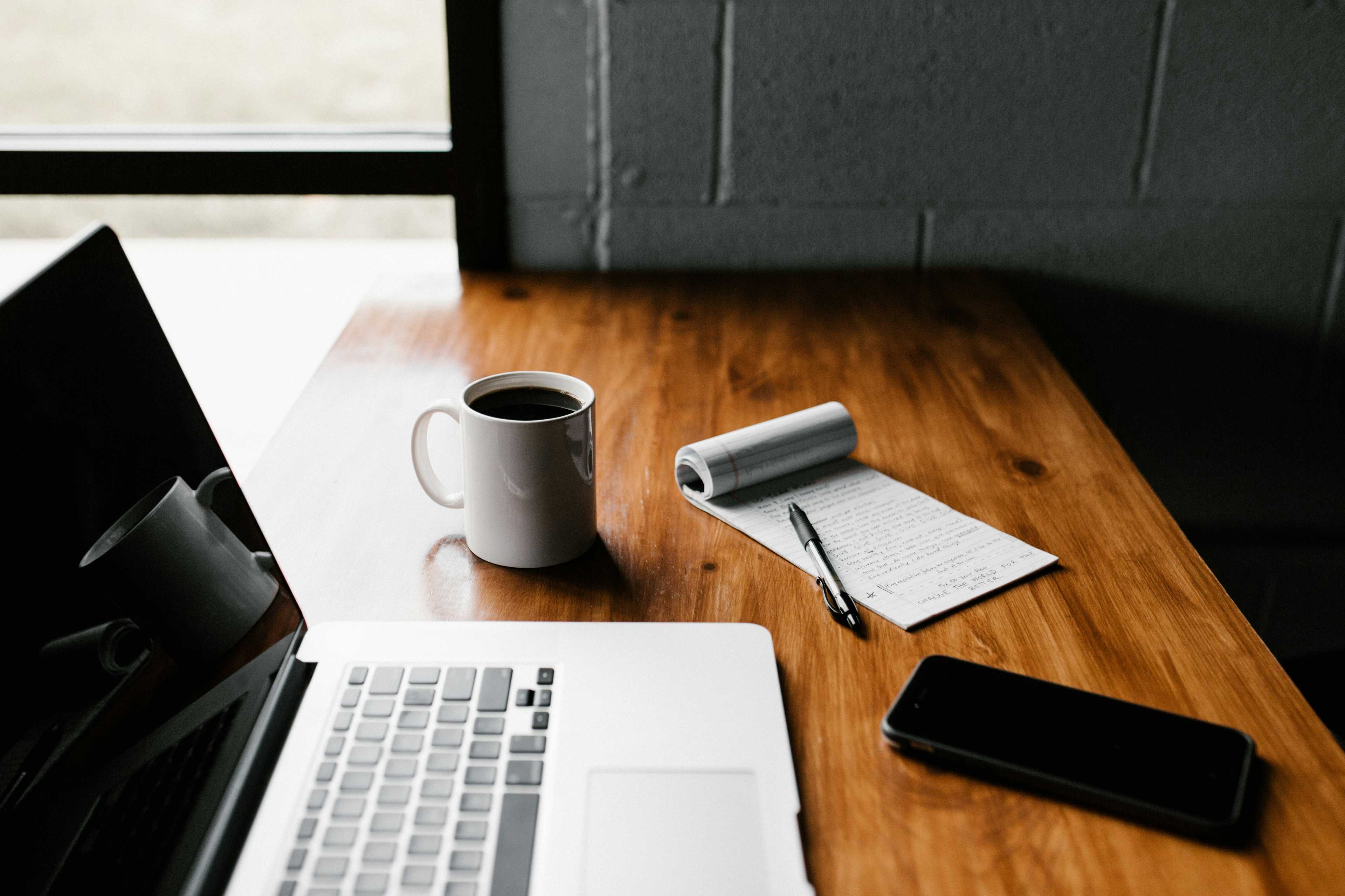 Image de couverture de l'article Comment créer un site vitrine performant pour votre entreprise de transport : guide complet