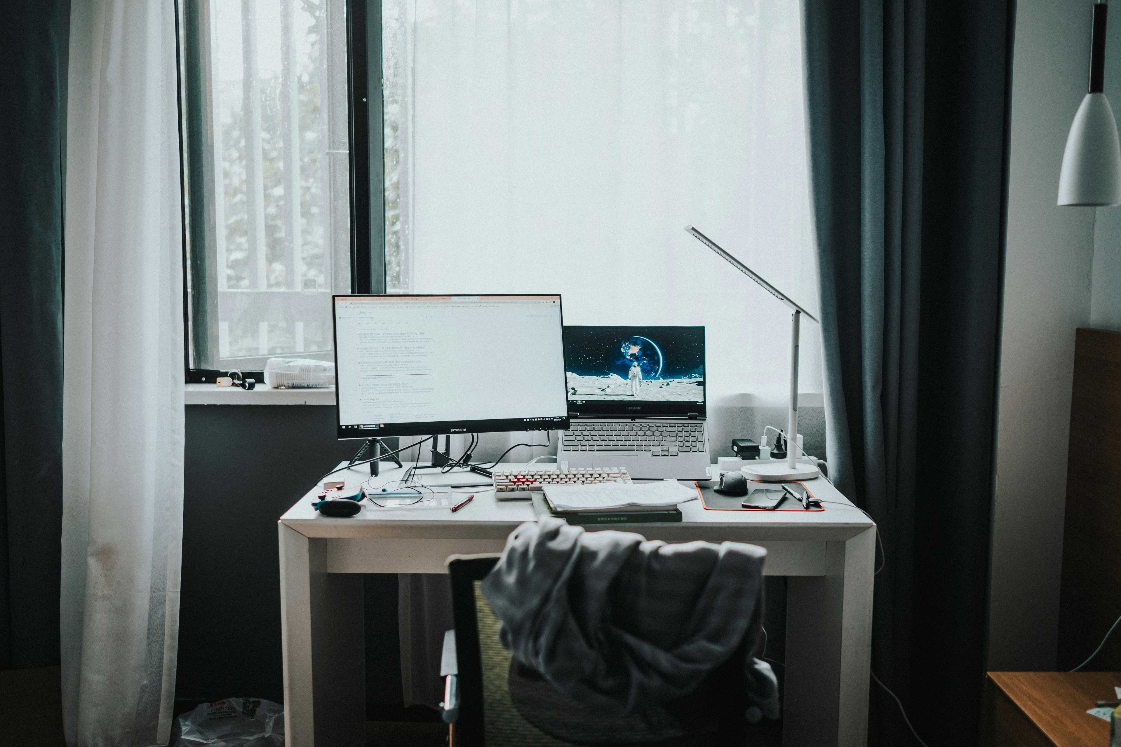 Image de couverture de l'article Automatisation juridique : Comment les applications sur mesure révolutionnent la génération de documents légaux