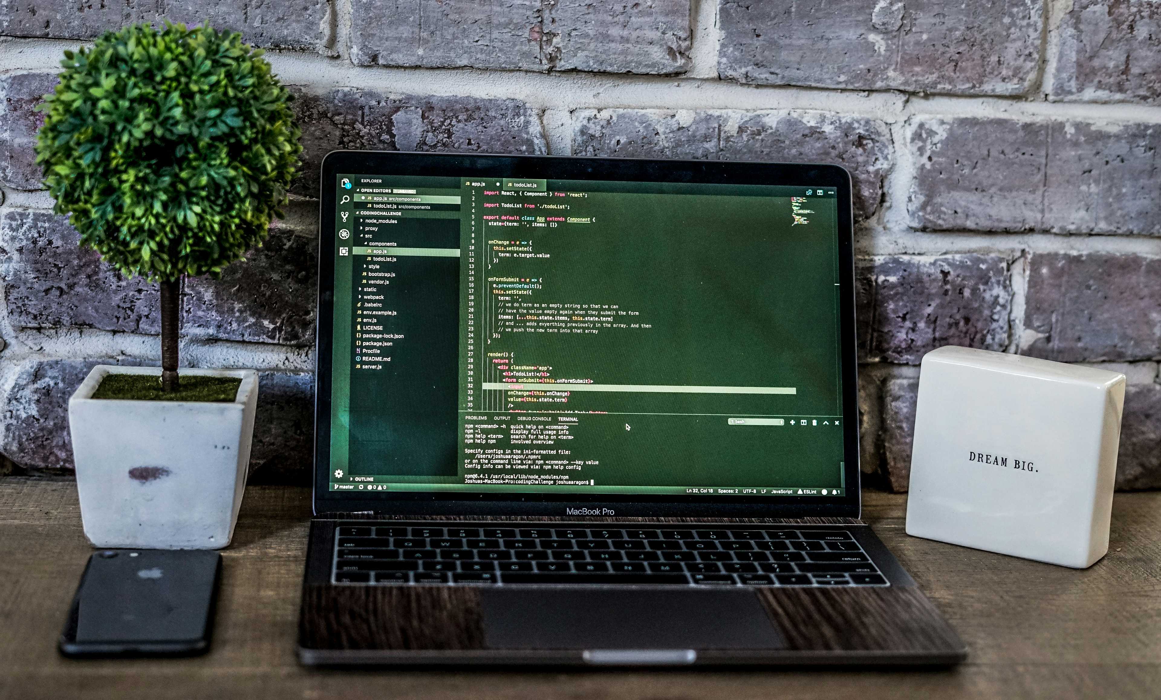 Image de couverture de l'article Intégration d'API dans les systèmes existants : le cas de RaspiSMS V3