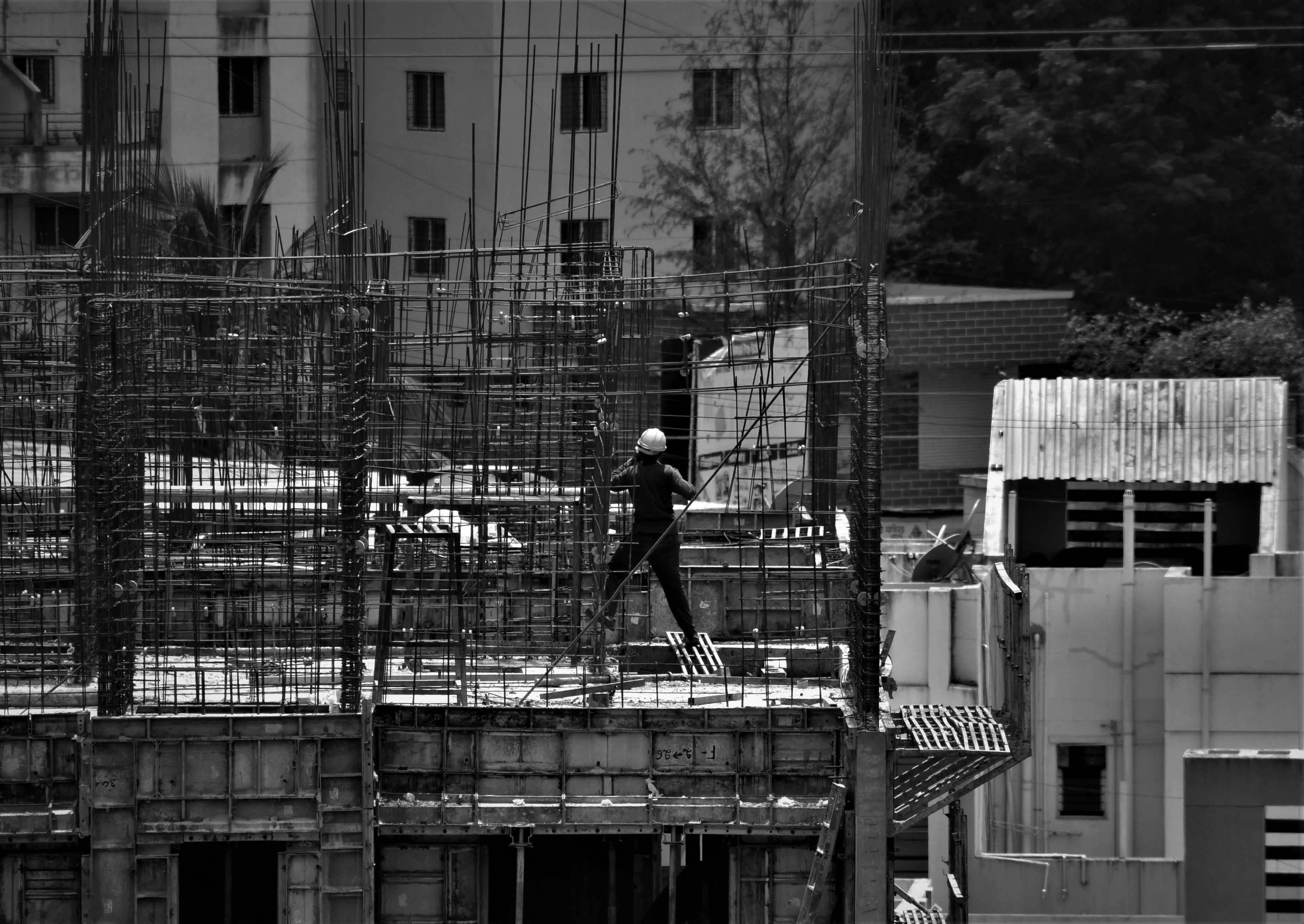 Image de couverture de l'article Optimiser le suivi de chantiers BTP avec Monday.com et Make : l'automatisation au service de la productivité