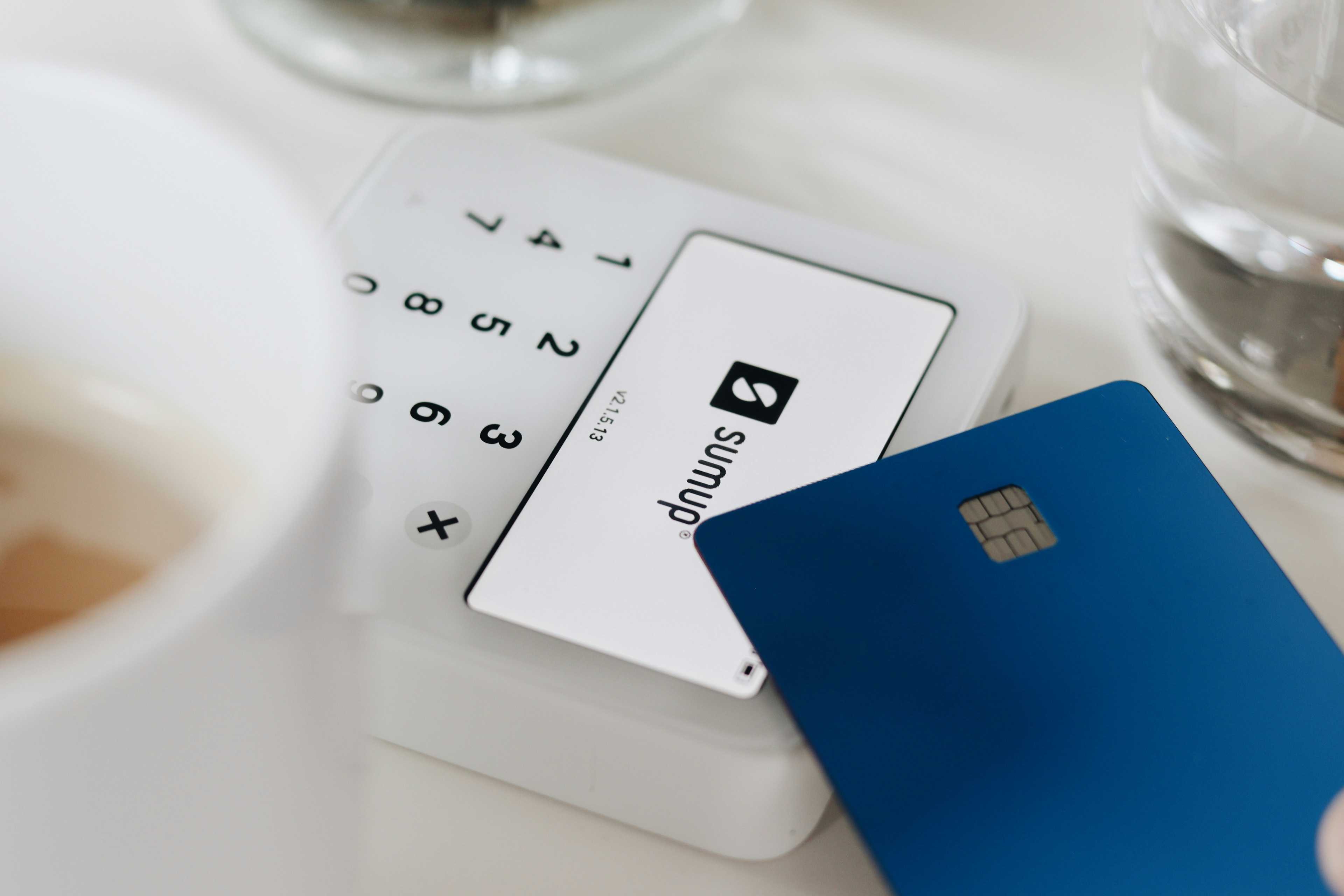 Image de couverture de l'article Tontines numériques : Comment automatiser les paiements et sécuriser les transactions avec Stripe Connect