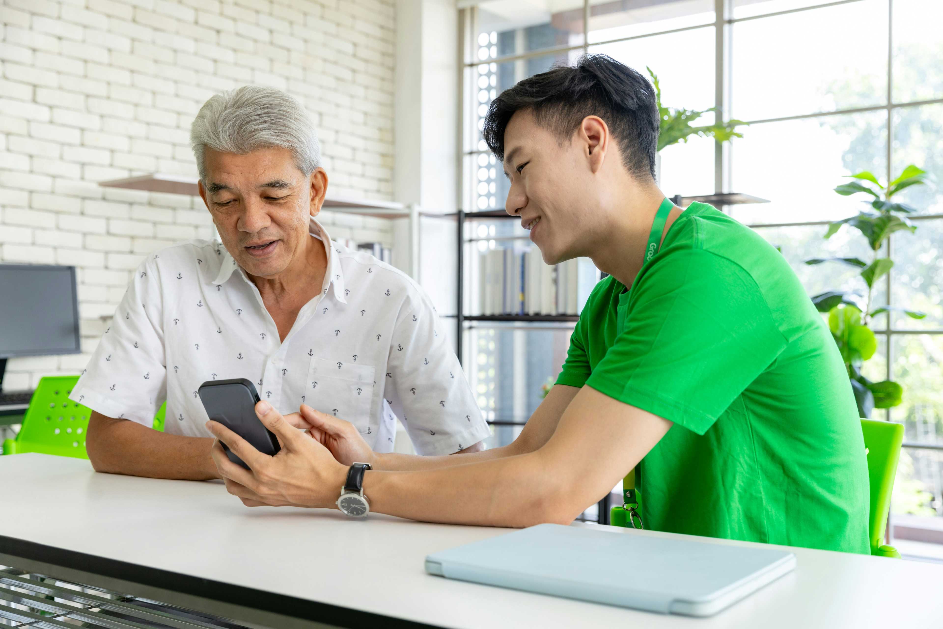 Image de couverture de l'article Développement d'applications e-commerce mobiles : les clés d'un projet réussi sur Android et iOS