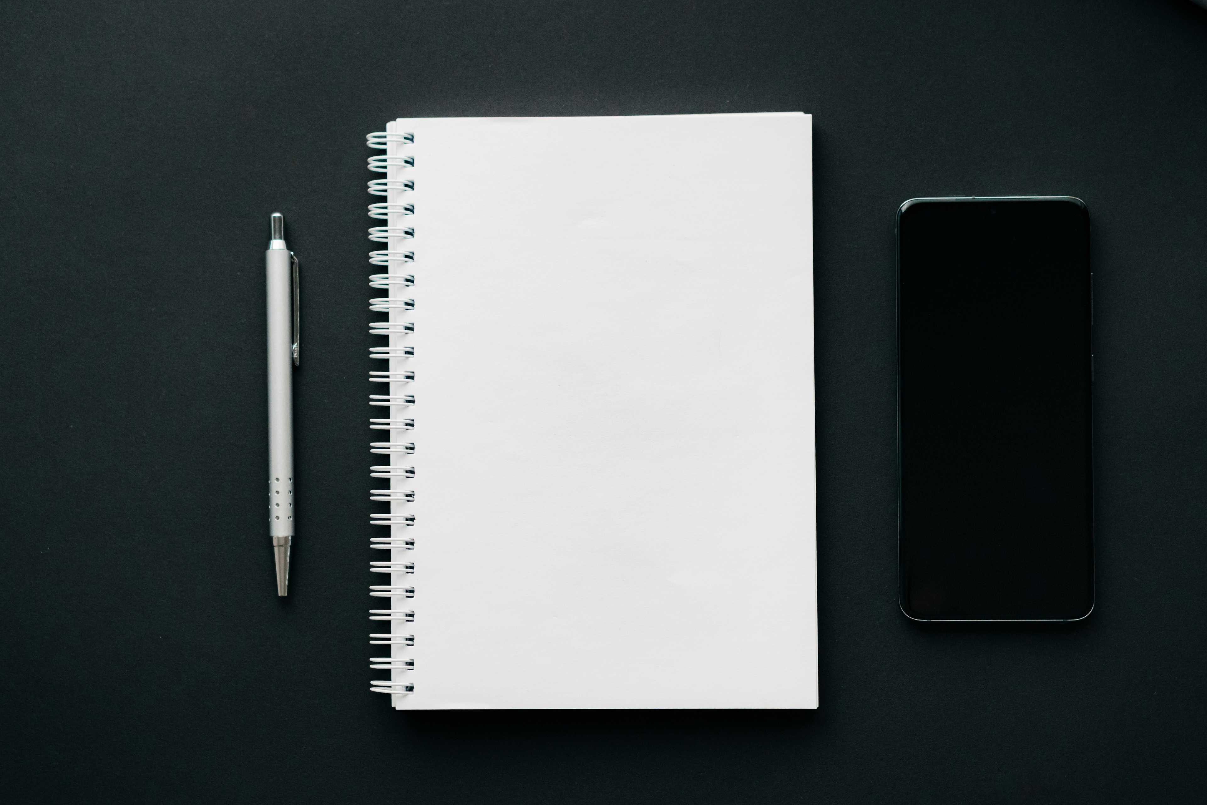 Image de couverture de l'article Comment créer un annuaire professionnel performant sur WordPress : Guide complet pour les plateformes de mise en relation