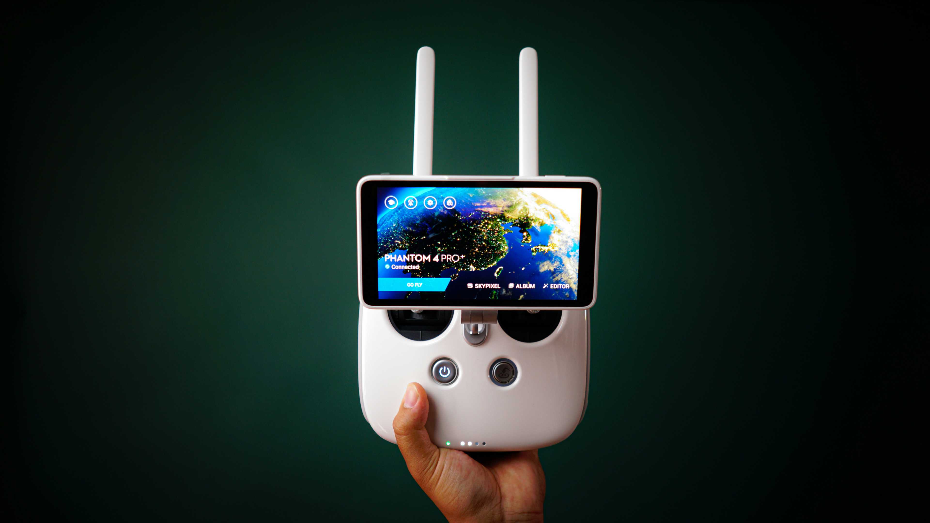 Image de couverture de l'article Révolutionner la conciergerie avec l'IA : Comment automatiser 90% des échanges avec vos voyageurs