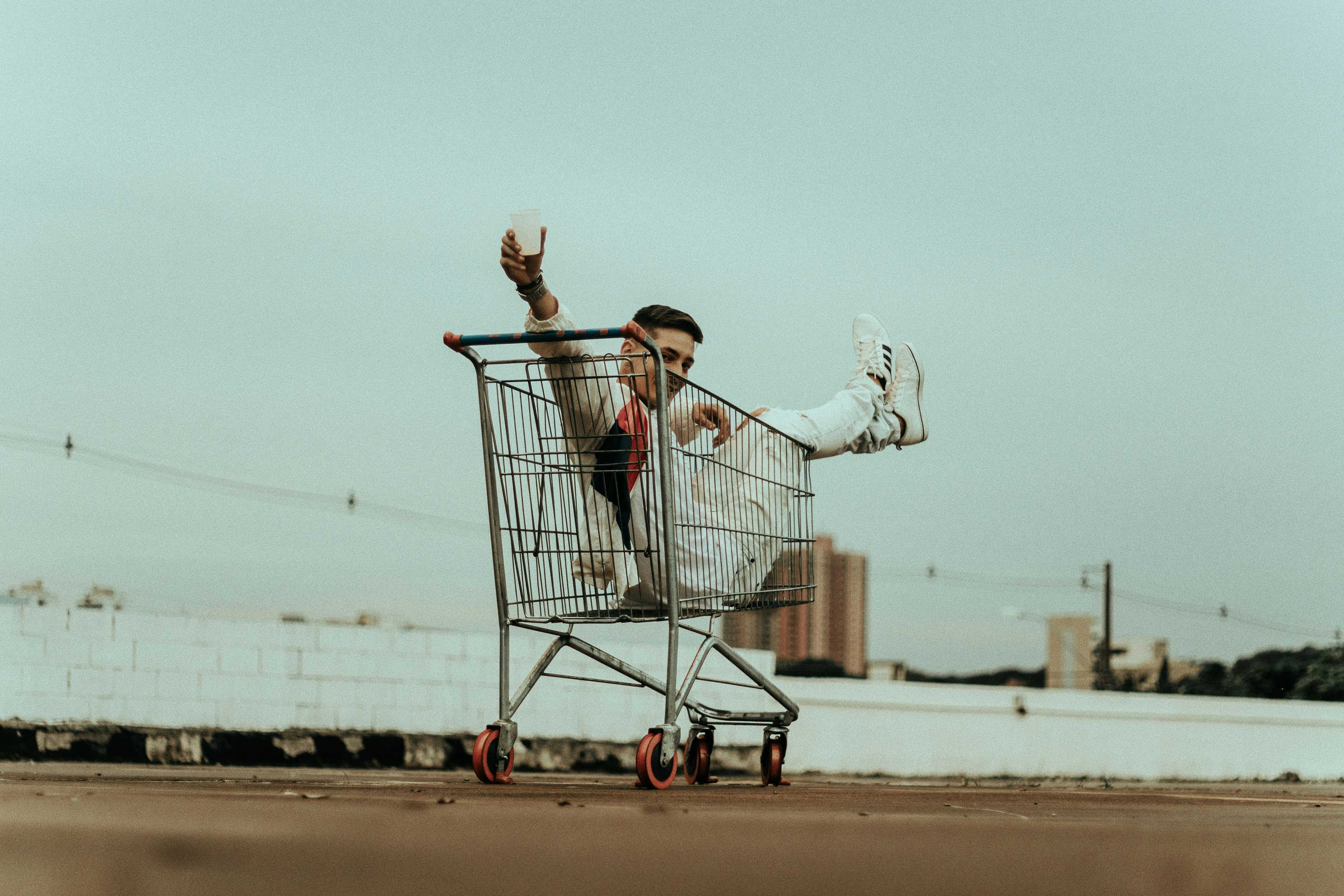 Image de couverture de l'article De l'IA à la publication : Comment finaliser efficacement votre application Shopify