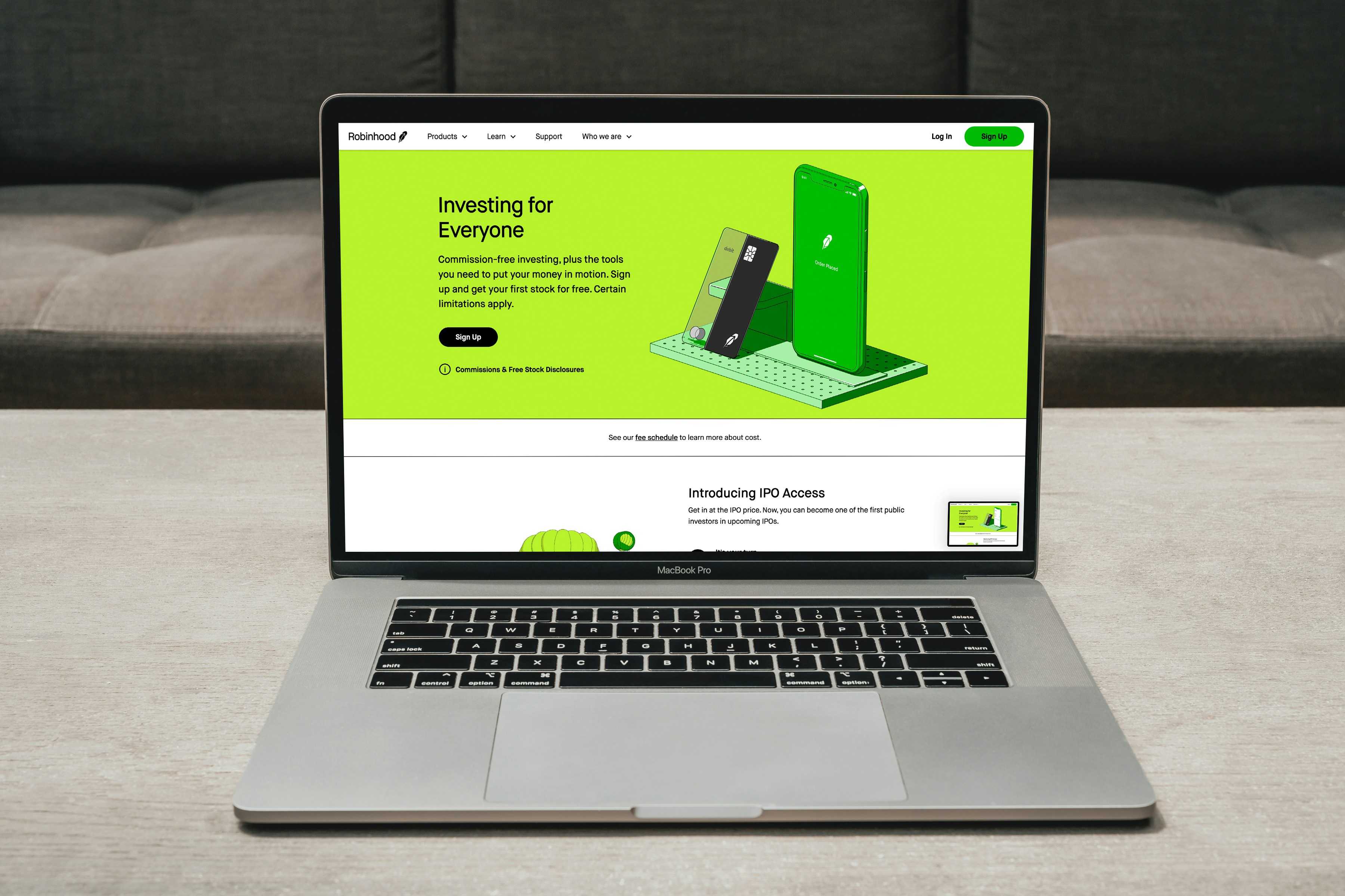 Image de couverture de l'article Migration PrestaShop : Comment réussir le passage à la version 8.2 tout en optimisant l'expérience utilisateur