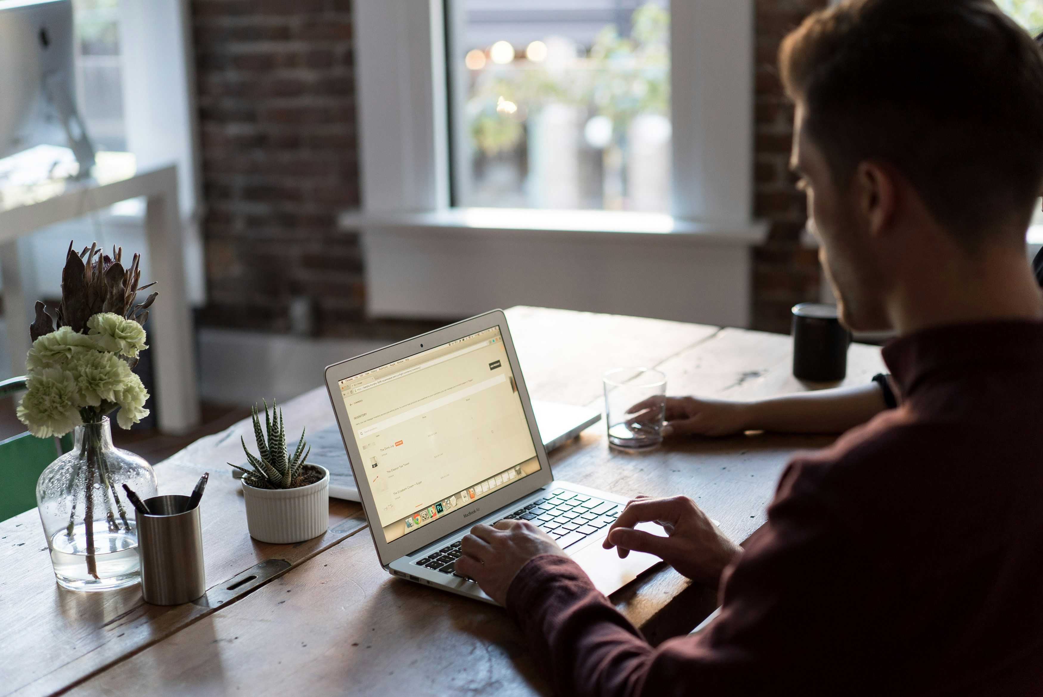 Image de couverture de l'article SEO et WordPress : Comment Optimiser Votre Site pour Dominer les Résultats de Recherche