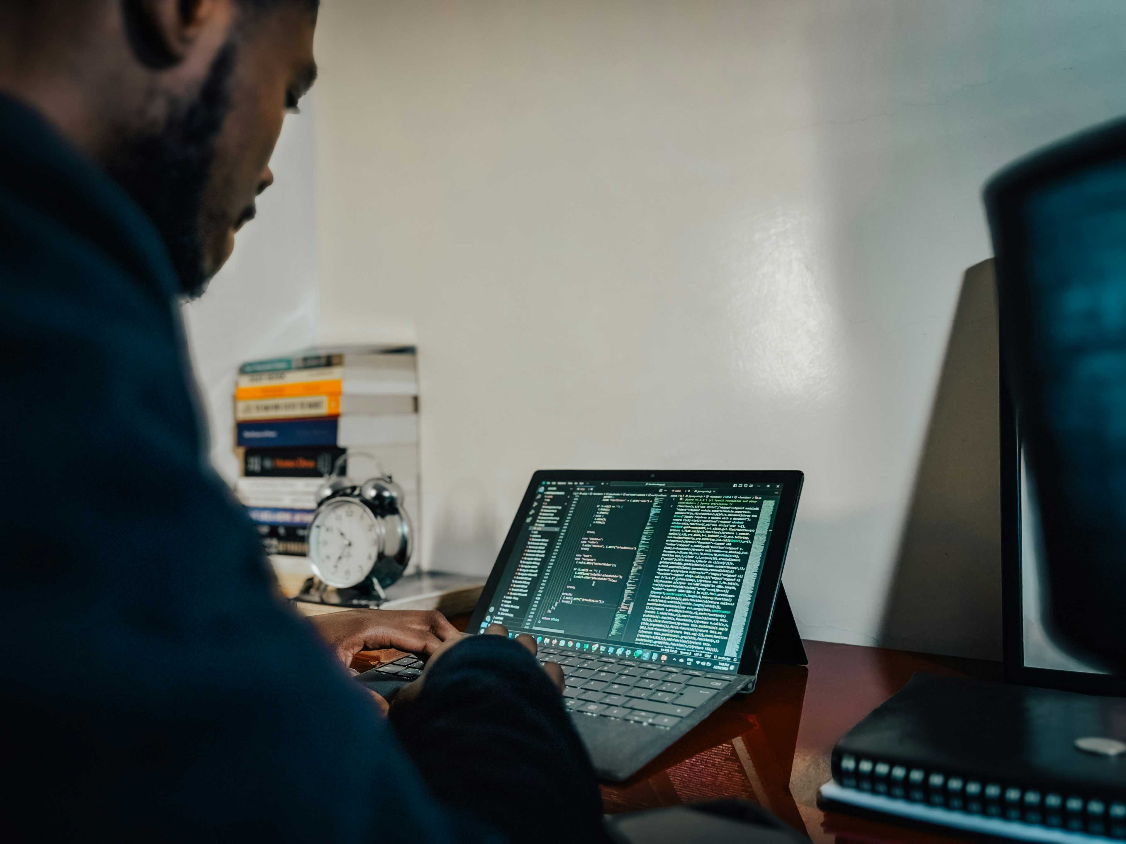 Image de couverture de l'article Optimiser vos tableaux de bord Google Sheets : Solutions avancées pour les entreprises