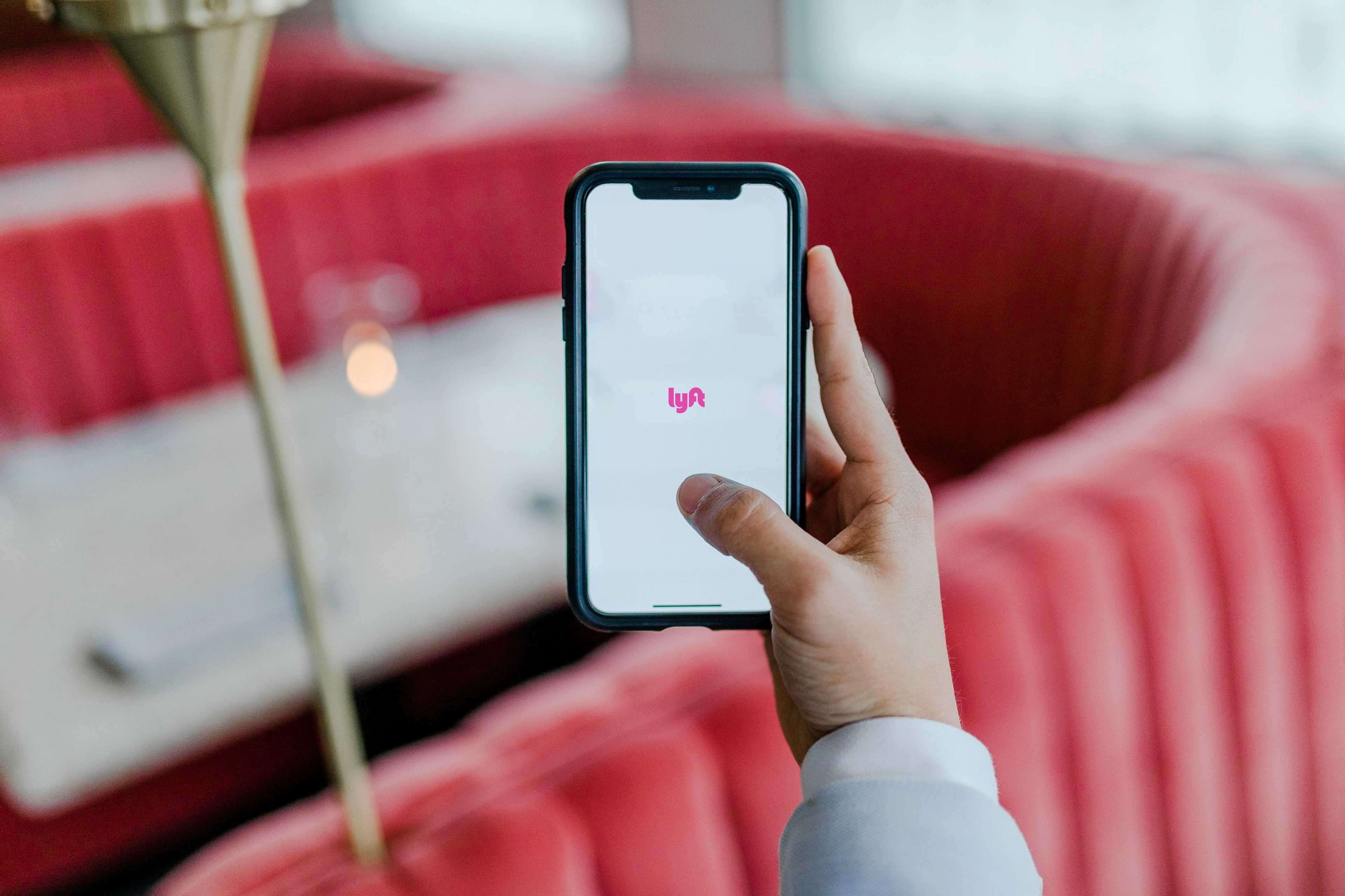 Image de couverture de l'article Développement d'applications de réseaux sociaux spécialisés : enjeux et opportunités pour les communautés créatives