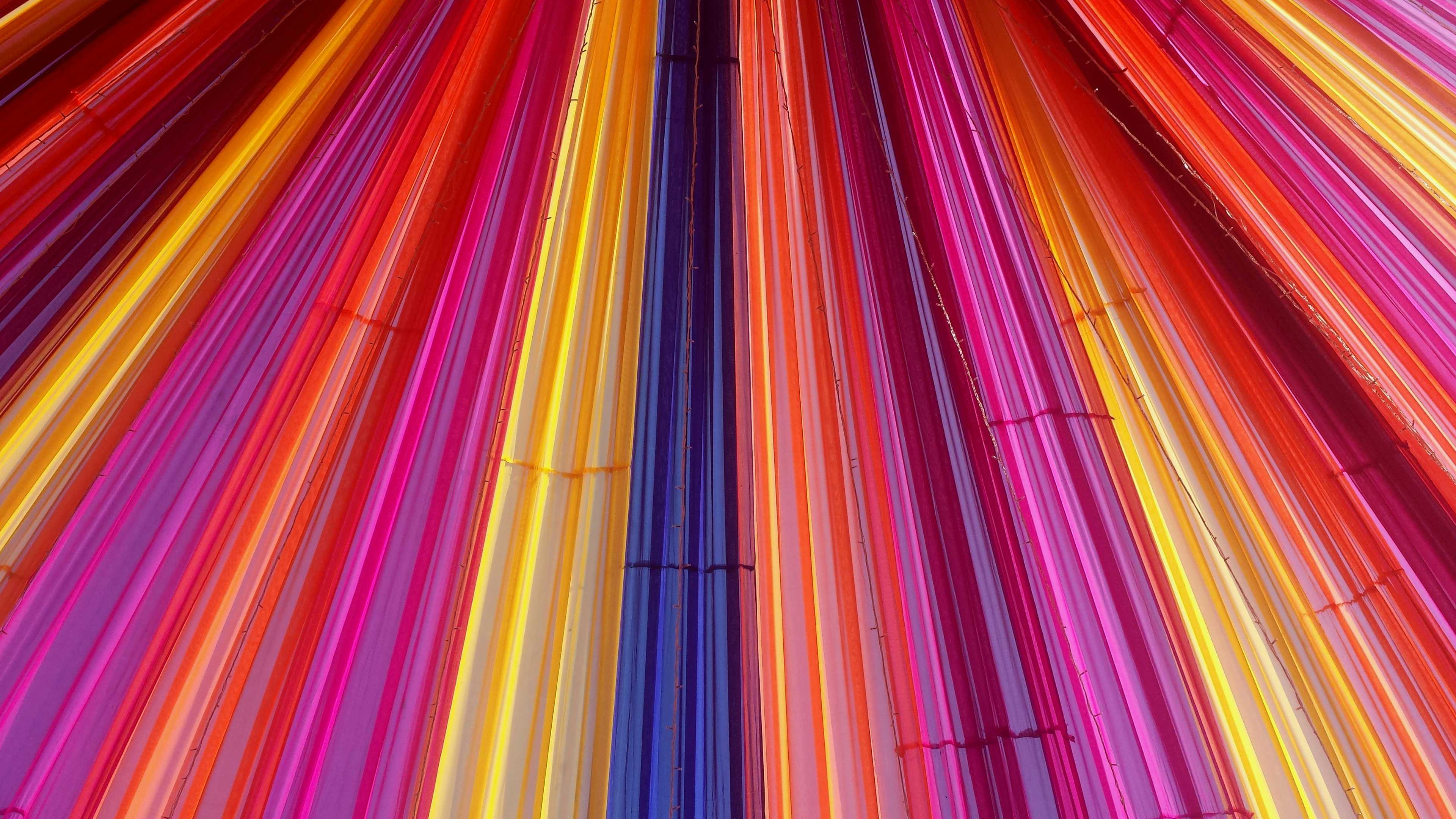 Image de couverture de l'article L'art du design web dans l'univers de la mode : créer une expérience visuelle unique et mémorable