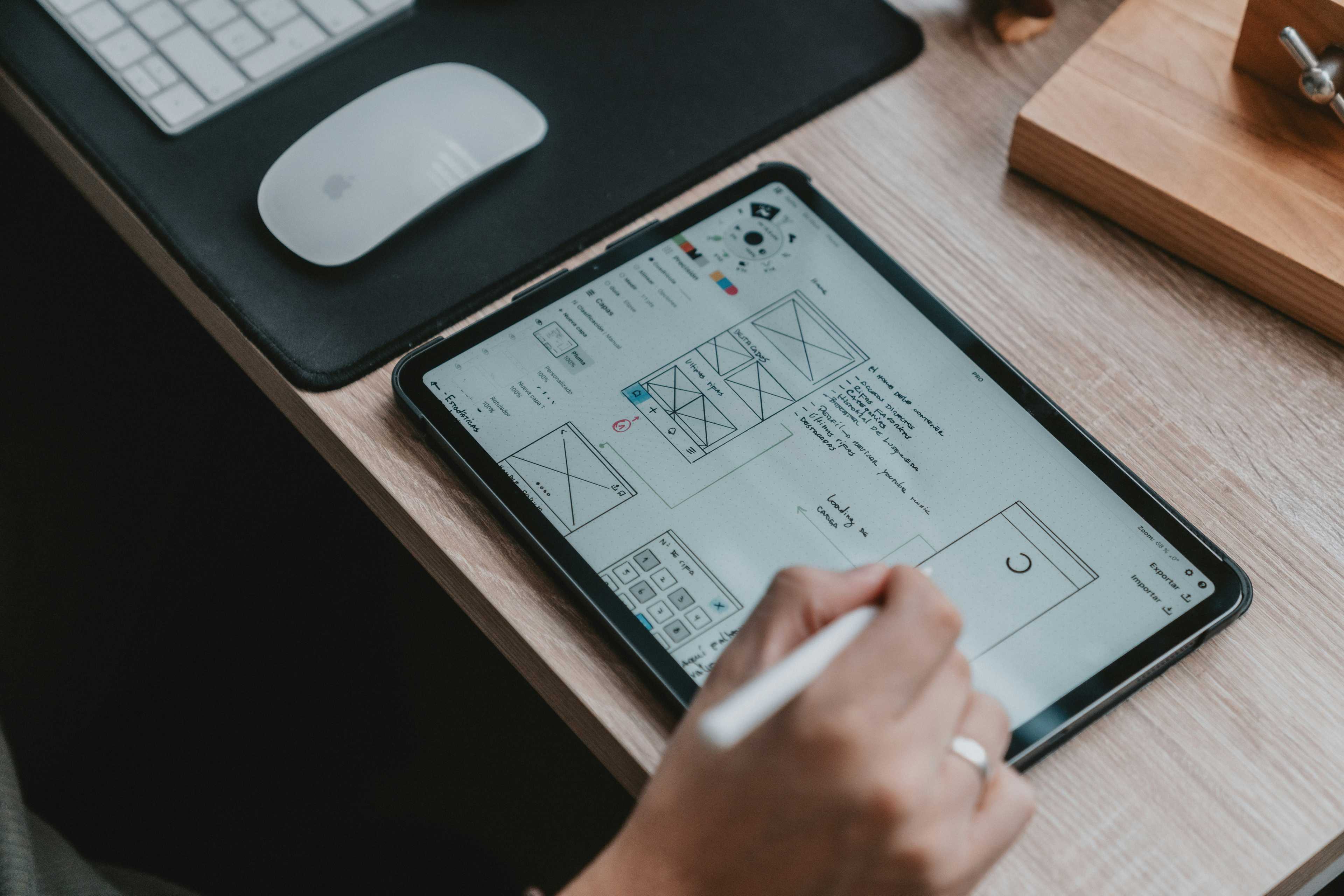 Image de couverture de l'article Sites vitrines multilingues : comment optimiser votre présence internationale avec un CMS performant
