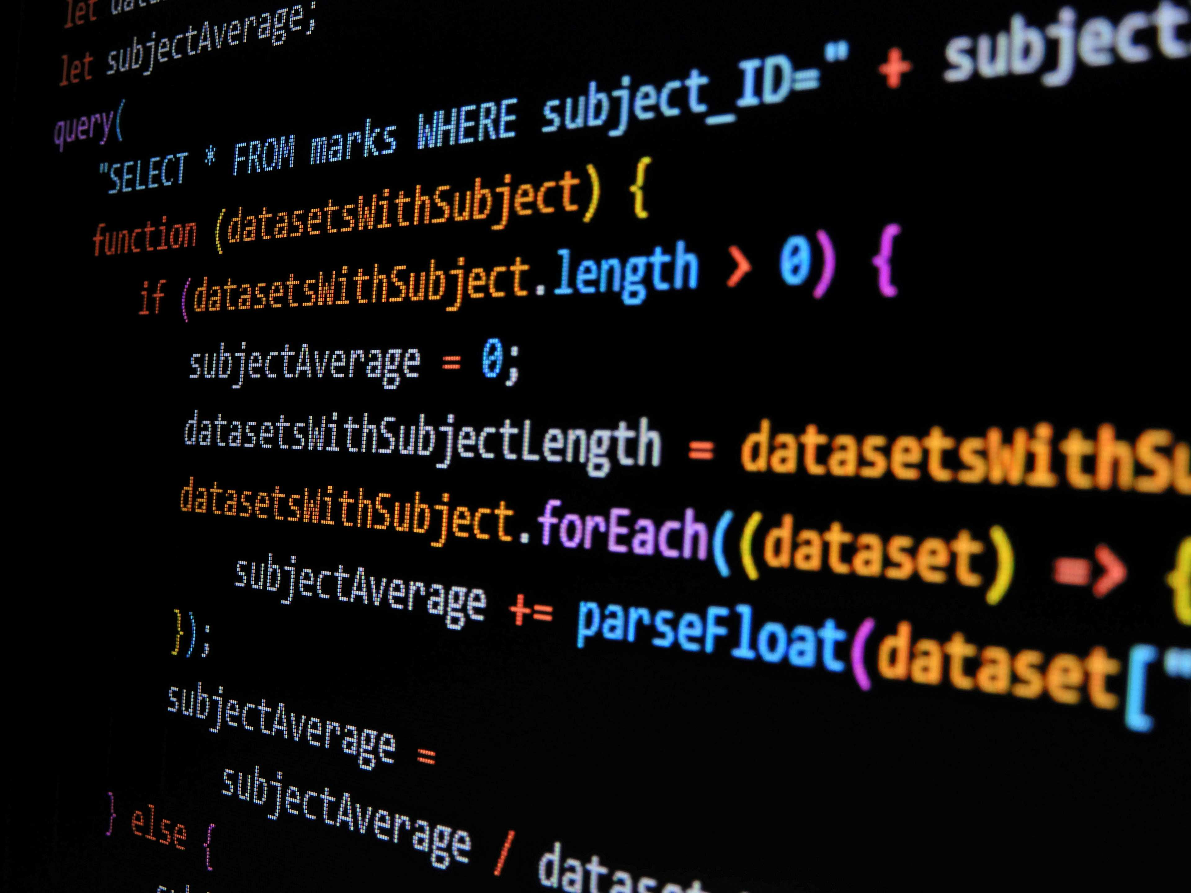 Image de couverture de l'article Migration de JSON vers une base de données : optimisez vos applications web