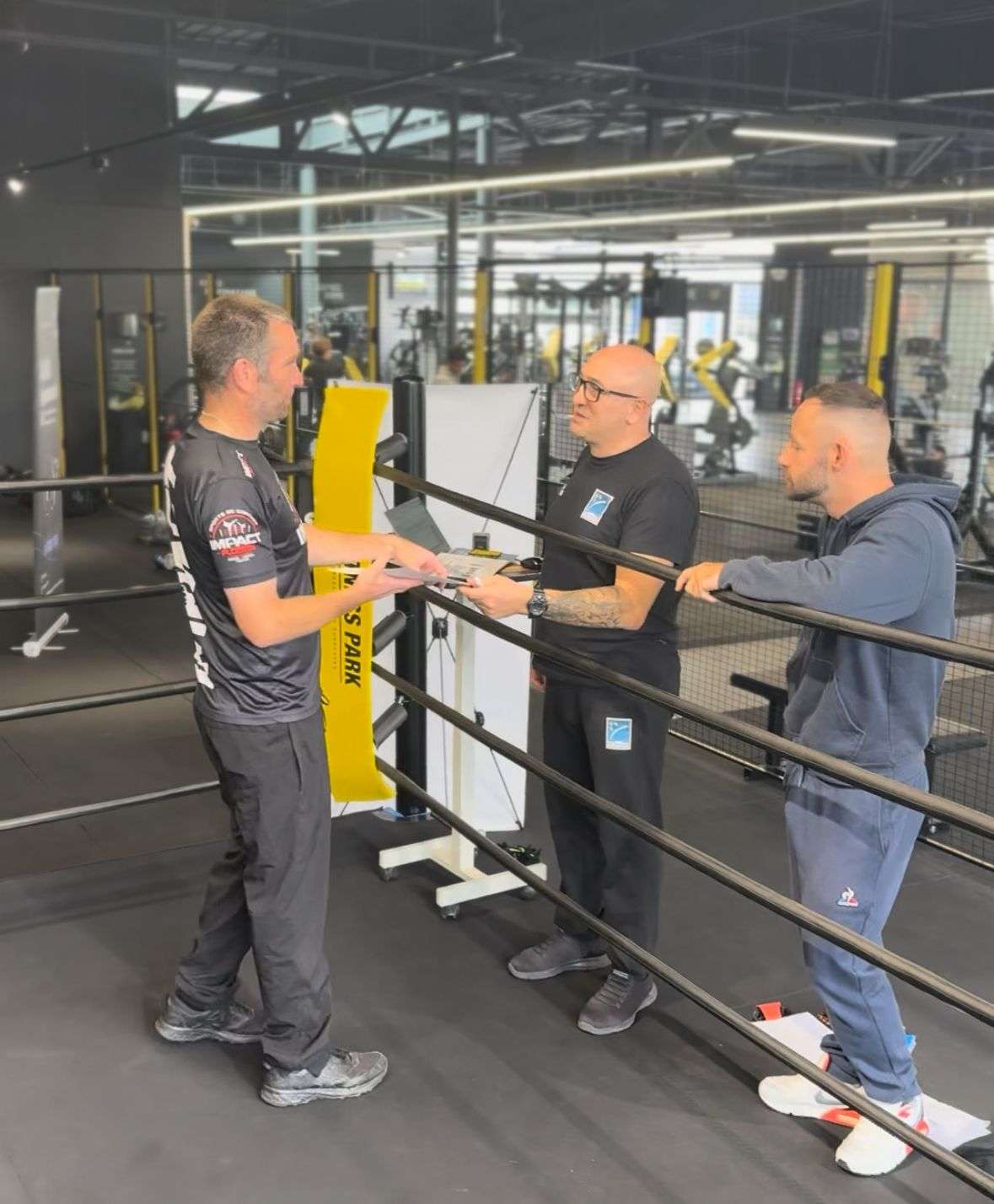 Photo 1 - Gant Jaune - Septembre 2025