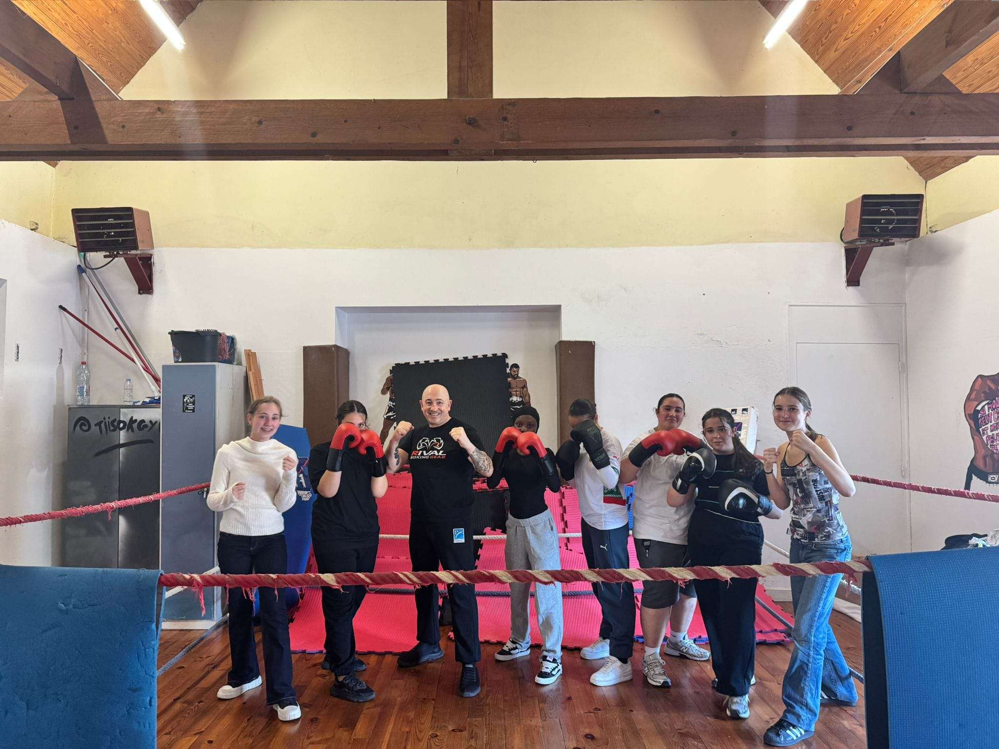 Illustration de l'article "Vannes Quartiers - Elles boxent pour elles !"